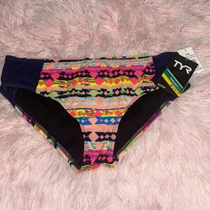 TYR Swimwear Womens Pink Bikini Bottom NWT  XL(14/16)